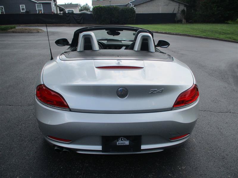 Used 2011 BMW Z4 sDrive30i RWD image 6