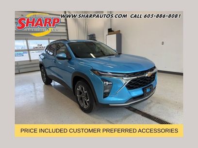 New 2026 Chevrolet Trax LT w/ Driver Confidence Package