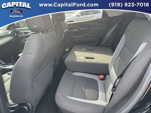 Used 2024 Chevrolet TrailBlazer LT w/ LT Cold Weather Package image 16