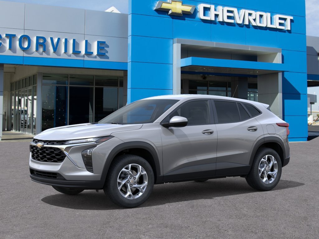 New 2026 Chevrolet Trax LS w/ LS Convenience Package FWD image 2