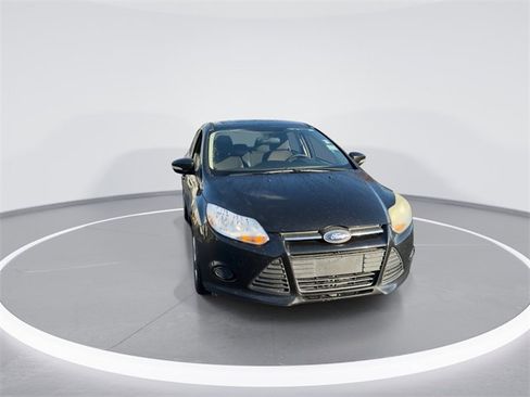 Used 2014 Ford Focus SE image 3