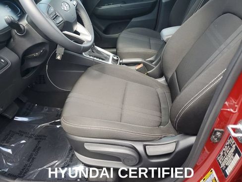 Certified 2023 Hyundai Venue SEL FWD image 20