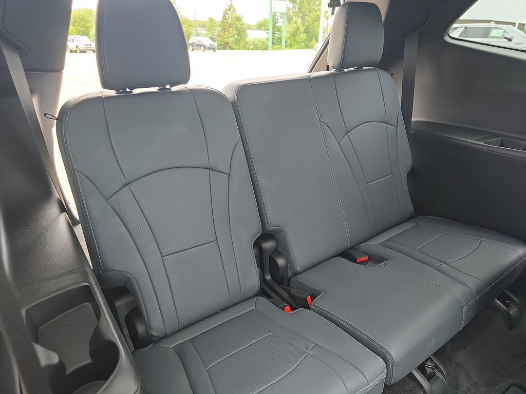 Certified 2023 Buick Enclave Essence w/ Experience Buick Package AWD/4WD image 12