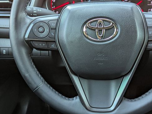 Used 2023 Toyota Camry XSE image 17