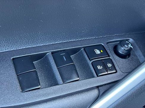 Certified 2024 Toyota Corolla Cross XLE w/ Convenience Package AWD/4WD image 13