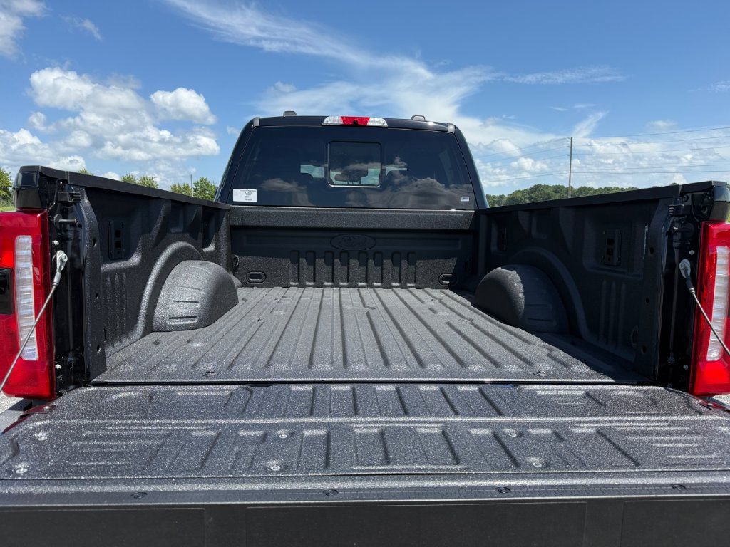 New 2026 Ford F250 Lariat w/ Tremor Off-Road Package AWD/4WD image 17