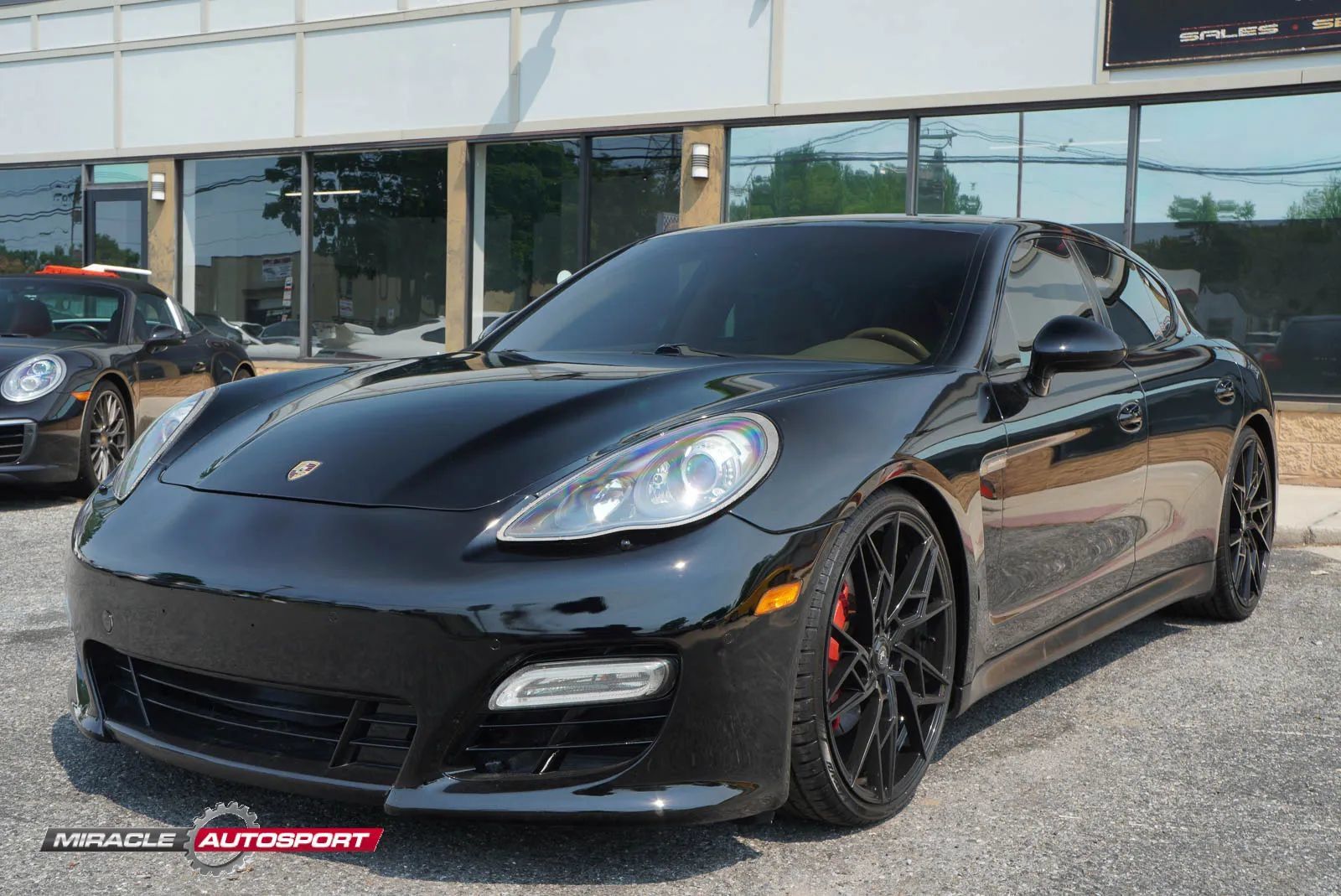 Used 2013 Porsche Panamera GTS AWD/4WD image 3