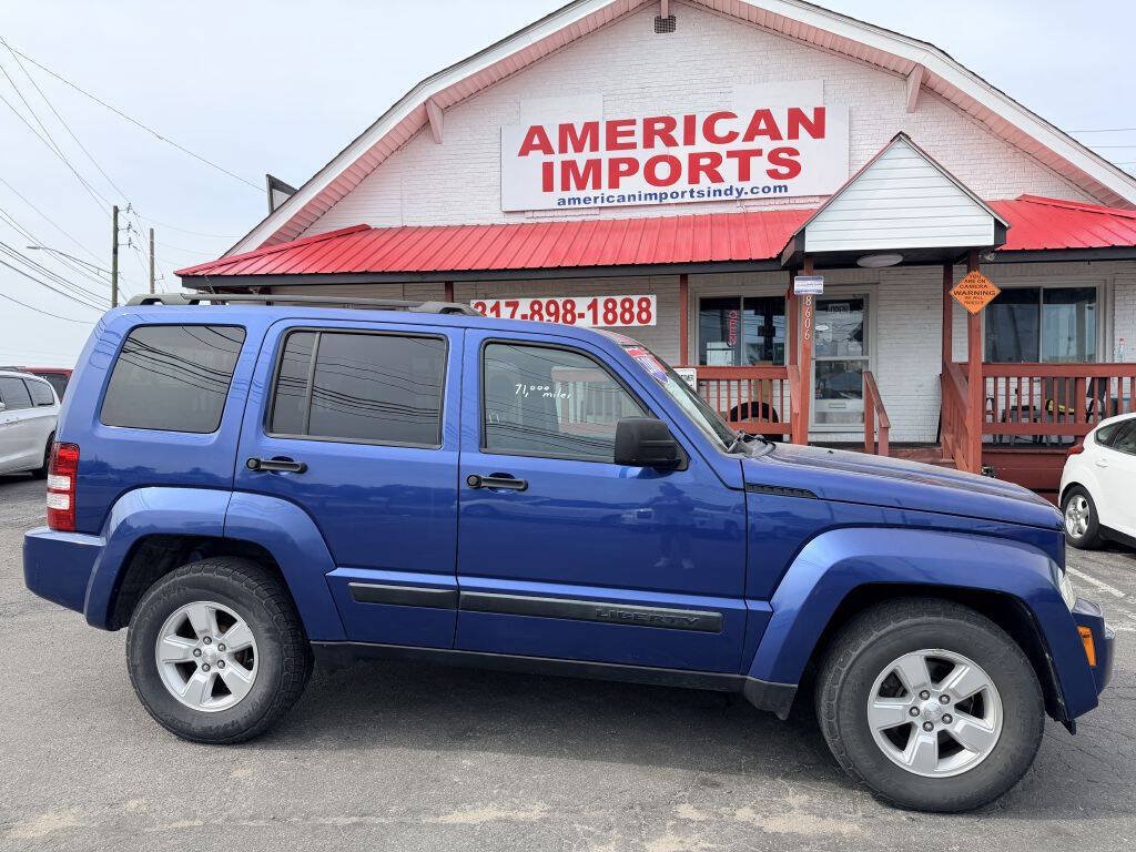 Used 2010 Jeep Liberty Sport w/ Popular Equipment Group AWD/4WD image 1