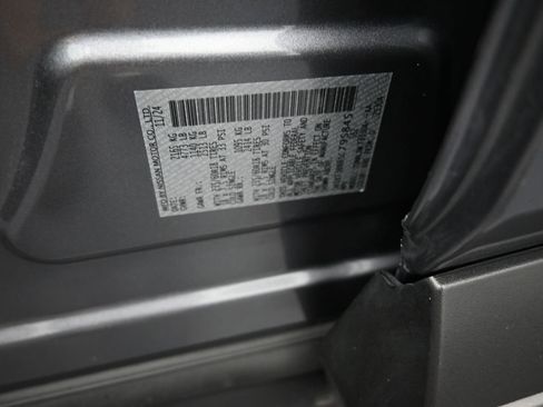 Used 2025 Nissan Rogue SV AWD/4WD image 19