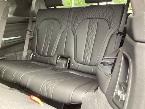 Used 2025 BMW X7 xDrive40i w/ Executive Package AWD/4WD image 18