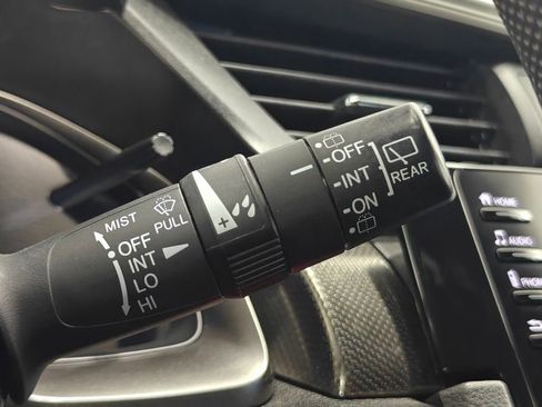 Used 2019 Honda Civic EX image 41