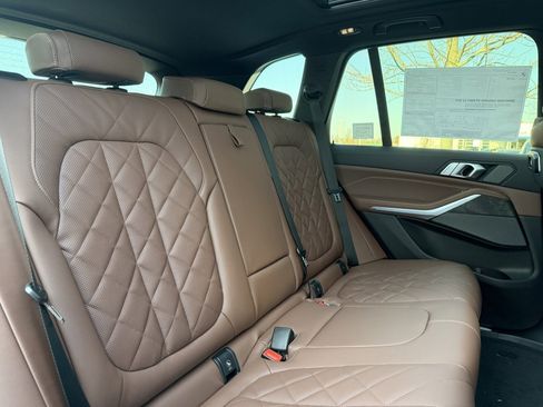 New 2026 BMW X5 xDrive50e image 43