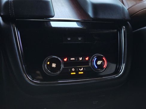 Used 2020 Lincoln Navigator Reserve w/ Luxury Package image 29