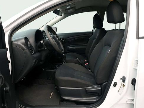 Used 2018 Nissan Versa S FWD image 13