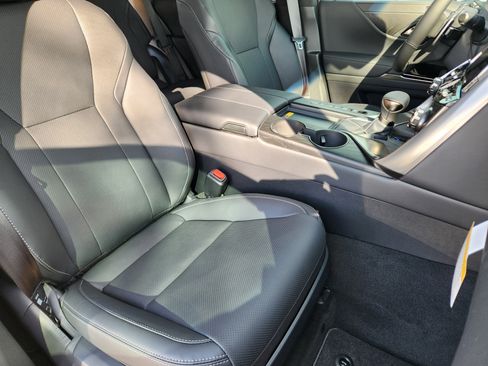 New 2026 Lexus LX 600 4WD w/ Luxury Package image 9