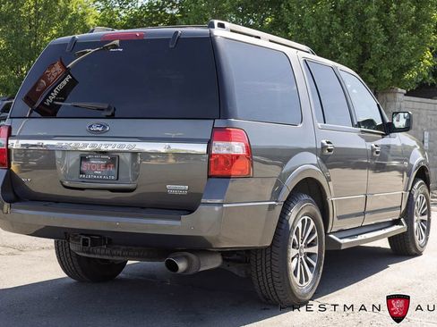 Used 2017 Ford Expedition XLT AWD/4WD image 16