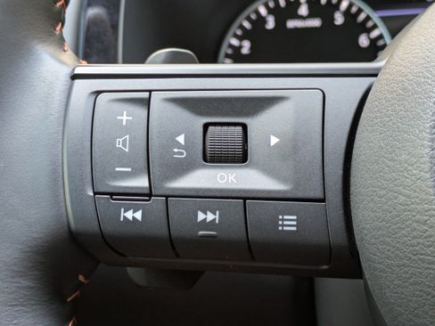 Used 2024 Nissan Pathfinder Rock Creek AWD/4WD image 24