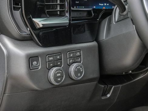 New 2026 Chevrolet Silverado 1500 LT w/ All Star Edition Plus AWD/4WD image 32