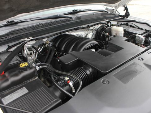 Used 2016 Chevrolet Suburban LTZ image 61