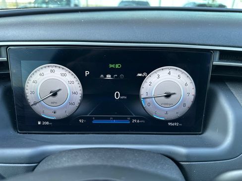 Used 2024 Hyundai Tucson SEL w/ Convenience Package FWD image 17
