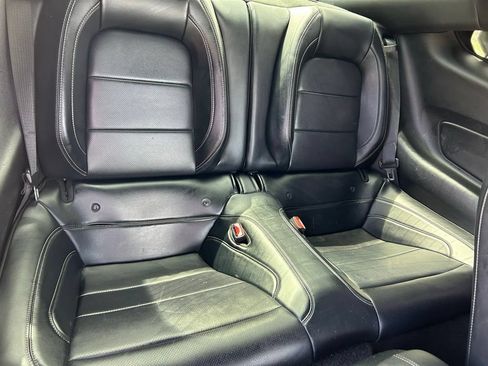 Used 2017 Ford Mustang GT Premium w/ GT Performance Package RWD image 29