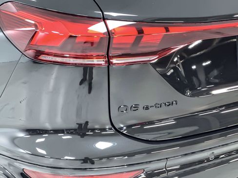New 2027 Audi Q6 e-tron Prestige AWD/4WD image 26