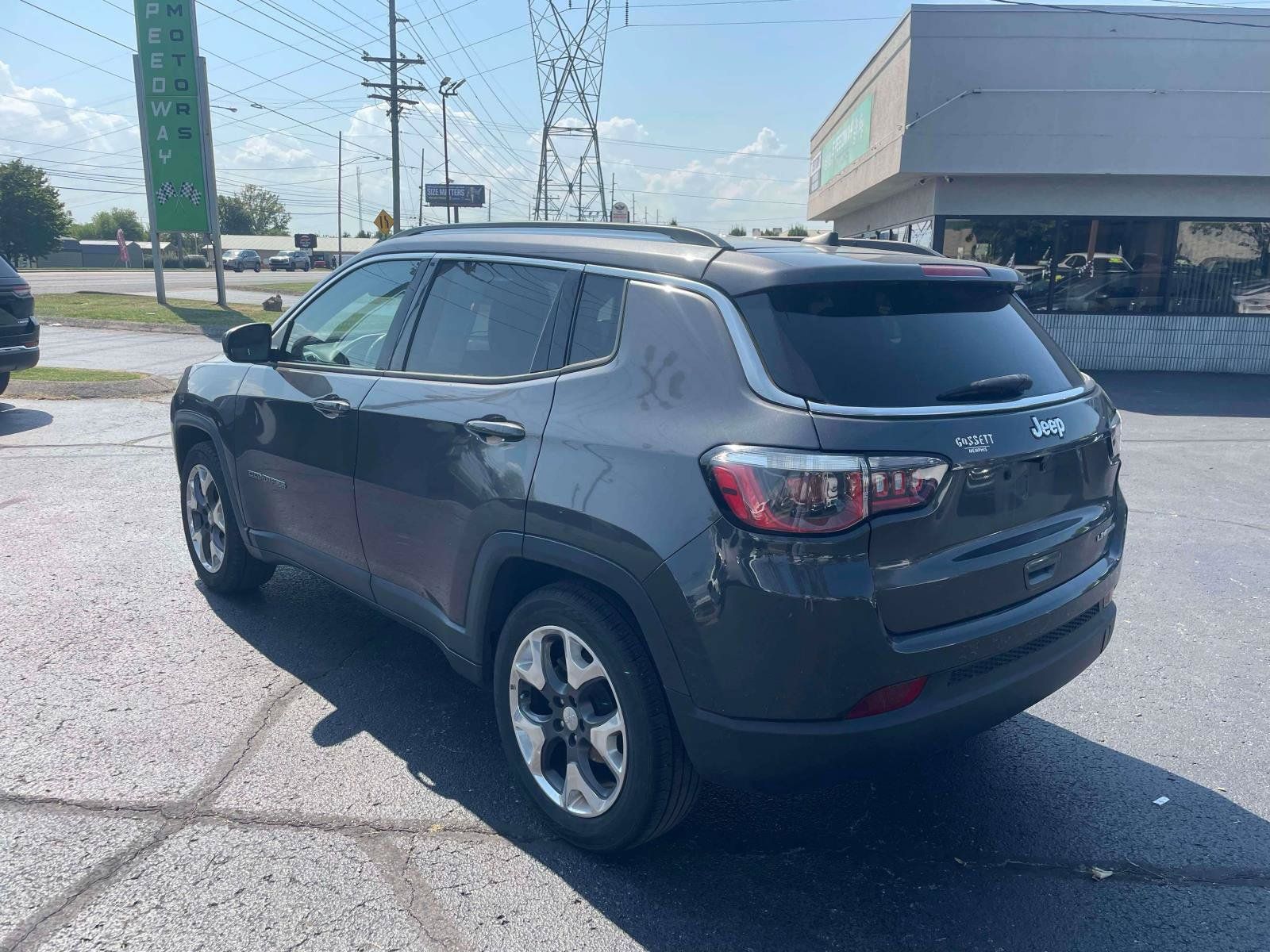 Used 2019 Jeep Compass Limited FWD image 5