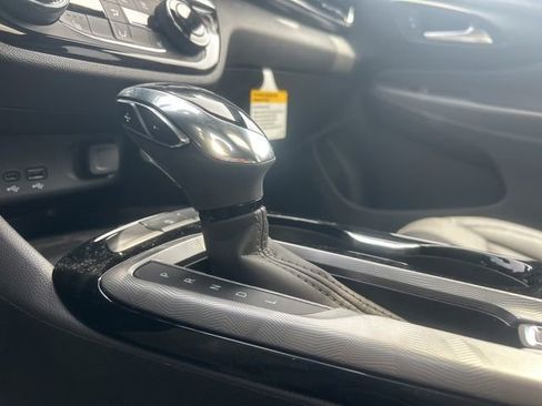 New 2026 Buick Envista Sport Touring FWD image 25