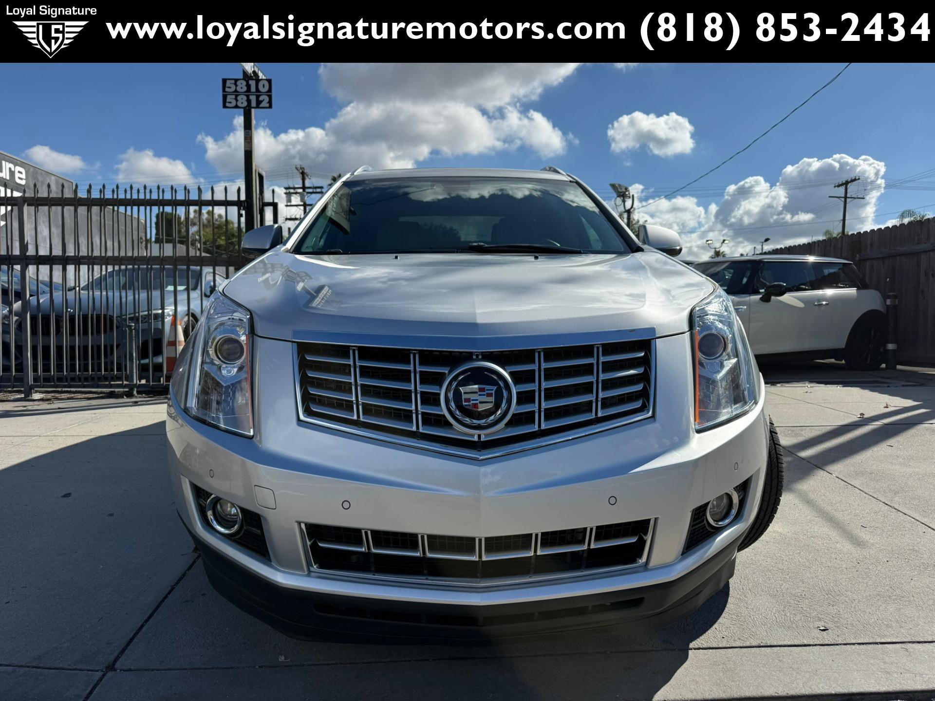 Used 2015 Cadillac SRX Premium w/ Driver Assist Package AWD/4WD image 2