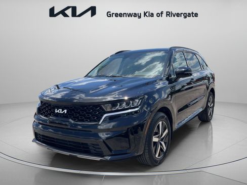 Used 2022 Kia Sorento S FWD image 3
