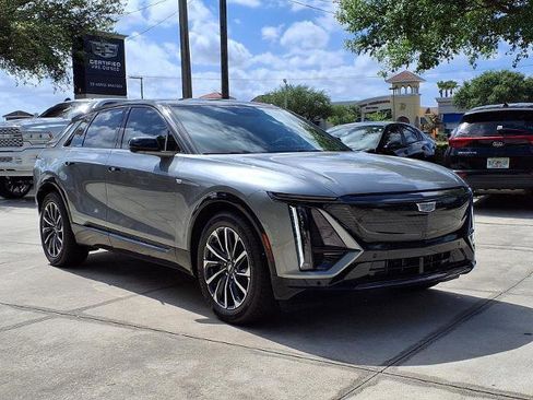 New 2026 Cadillac Lyriq Sport w/ LPO, Floor Liner Package RWD image 5