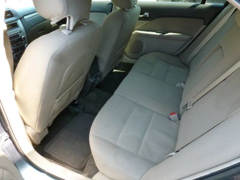 Used 2012 Ford Fusion Hybrid FWD image 12