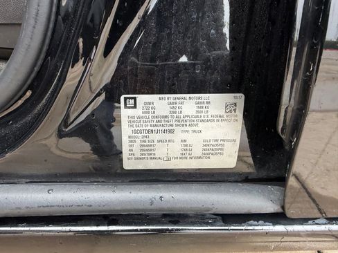 Used 2018 Chevrolet Colorado Z71 image 40