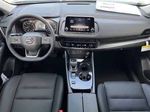 New 2026 Nissan Rogue SV image 9