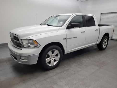 Used 2012 RAM 1500 Big Horn w/ Luxury Group image 2