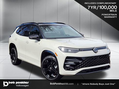 New 2026 Volkswagen Tiguan SE R-Line AWD/4WD image 1