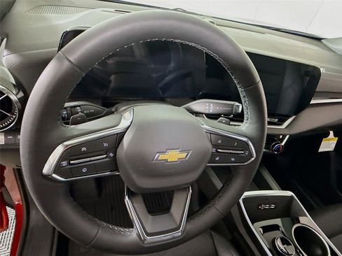 New 2026 Chevrolet Equinox LT w/ Convenience Package II image 6