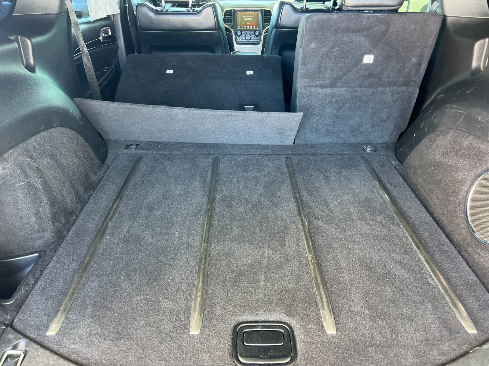 Used 2015 Jeep Grand Cherokee Overland RWD image 15