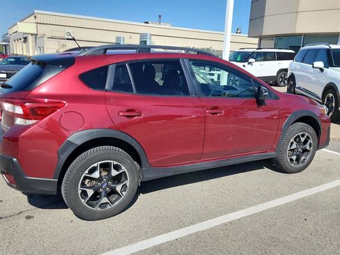 Used 2019 Subaru Crosstrek 2.0i AWD/4WD image 4