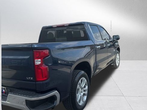 Used 2022 Chevrolet Silverado 1500 LTZ w/ LTZ Convenience Package II image 6
