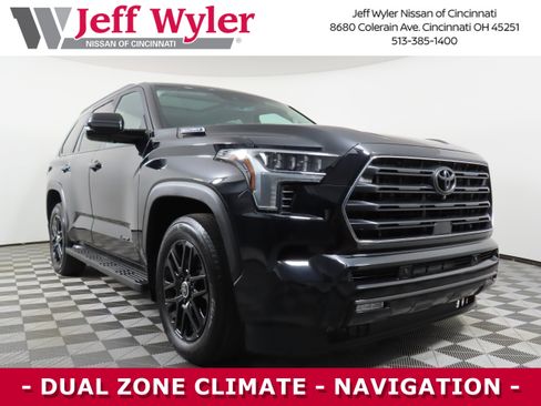 Used 2024 Toyota Sequoia Limited image 1