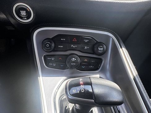 Used 2022 Dodge Challenger GT RWD image 20