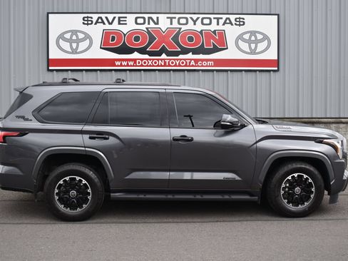 Certified 2023 Toyota Sequoia Limited w/ TRD Off-Road Package AWD/4WD image 8