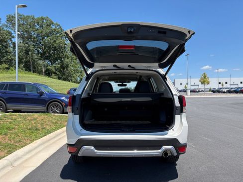 Certified 2024 Subaru Forester Touring AWD/4WD image 11