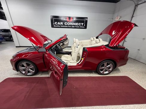 Used 2013 Lexus IS 250C RWD image 54