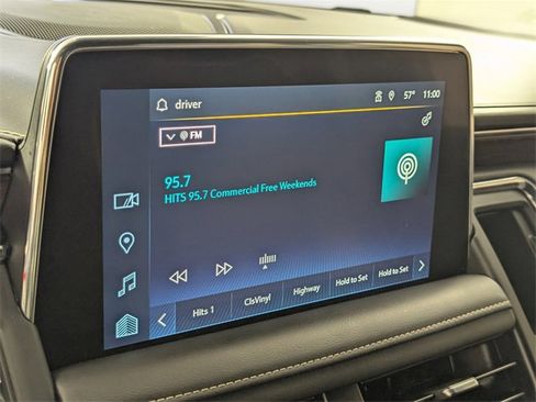 Used 2023 Chevrolet Suburban Premier image 28