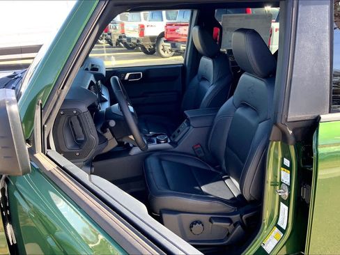 New 2025 Ford Bronco Big Bend image 9