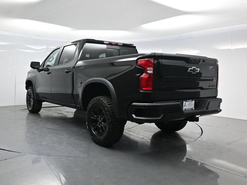 New 2026 Chevrolet Silverado 1500 ZR2 w/ LPO, Dark Essentials Package AWD/4WD image 5