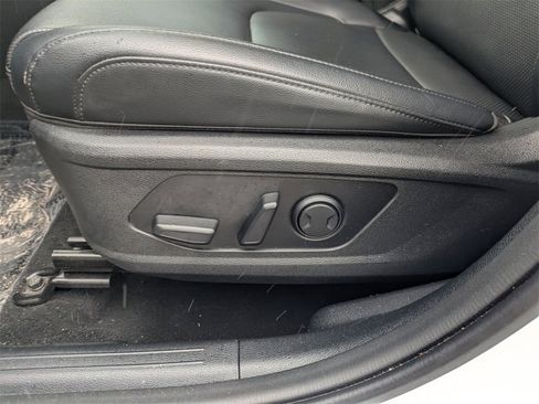 Used 2023 Kia Sportage EX image 24