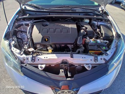 Used 2018 Toyota Corolla LE FWD image 21